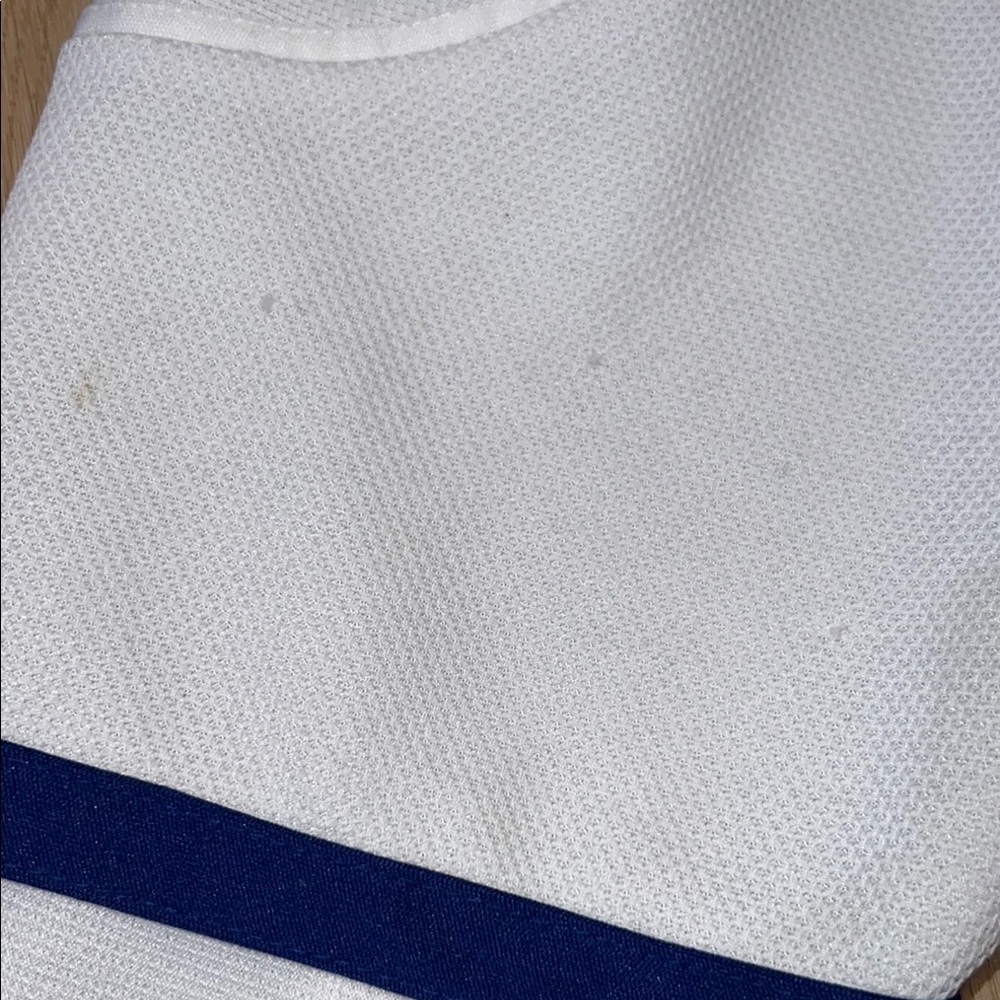 Reebok Kids Toronto Maple Leafs Hockey Jersey - Picture 10 of 12